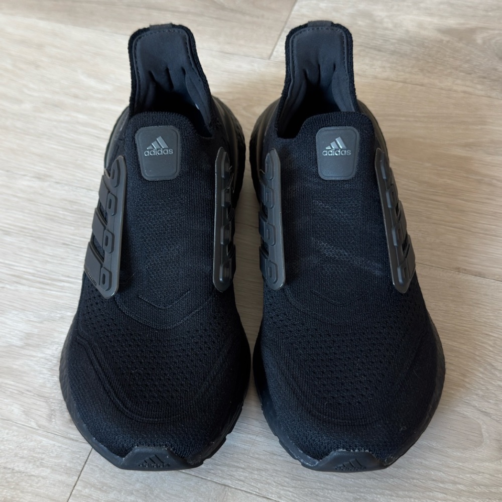 Adidas Women’s Ultraboost 21 Triple Black